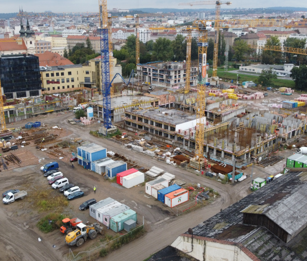 Dodávka řeziva - areál Nová Zbrojovka, Brno 2