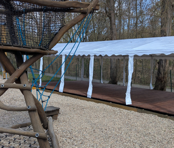 Dodávka materiálů - terasa pro lanové centrum 4