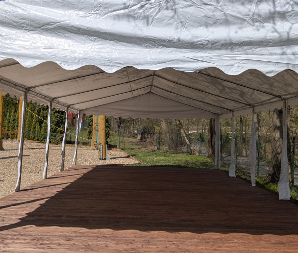 Dodávka materiálů - terasa pro lanové centrum 3